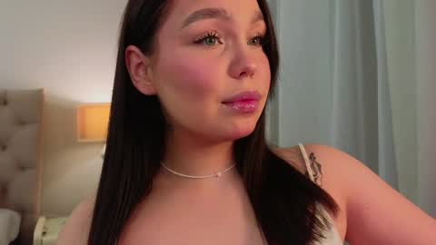 Snapshot of fairy_mairy chatting on December 5, 2:31 am Mairy online show from December 5, 2:31 am