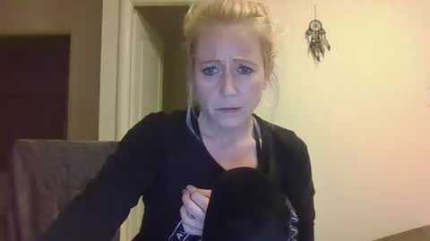 Snapshot of fairy_nightmare chatting on November 7, 4:29 pm Fairy NightMary online show from November 7, 4:29 pm