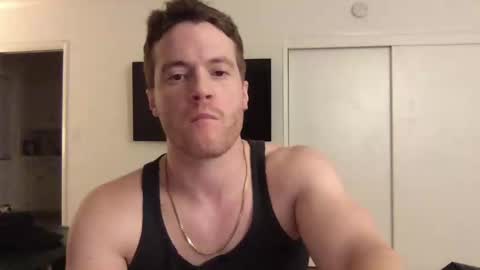 Snapshot of fairybae5 chatting on January 26, 5:56 am Travis online show from January 26, 5:56 am