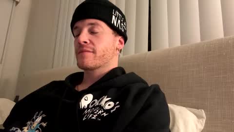 Snapshot of fairybae5 chatting on January 28, 9:30 am Travis online show from January 28, 9:30 am