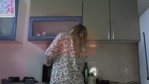 Arisha online show from March 5, 1:39 pm