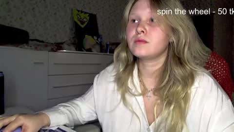 Arisha online show from October 25, 5:30 pm