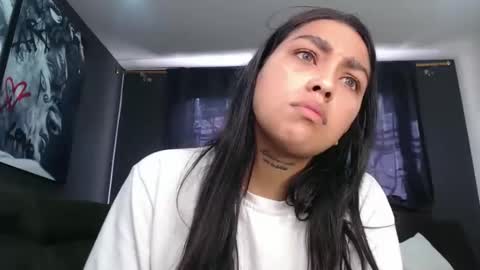 fairylatin online show from December 3, 2:04 pm