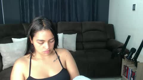 fairylatin online show from December 4, 11:52 am