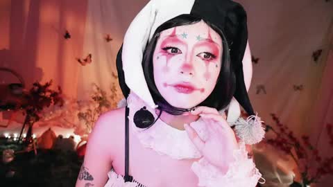 Snapshot of fairywhore chatting on May 19, 3:24 am Jackie Cosplayer online show from May 19, 3:24 am