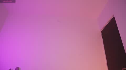 Snapshot of fairyyy1 chatting on September 14, 5:50 am Sara REMEMBER TO LEAVE A THUMB UP online show from September 14, 5:50 am