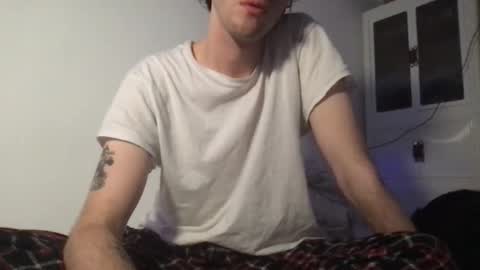 Snapshot of fakenshitbrah chatting on September 18, 7:05 pm fakenshitbrah online show from September 18, 7:05 pm