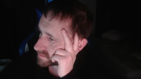 falcn2001 online show from January 18, 4:05 am