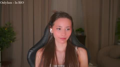 Kaori online show from May 21, 7:10 pm
