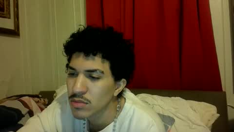 thefallenalien online show from January 12, 6:35 pm