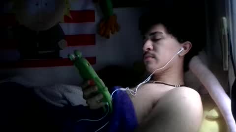 thefallenalien online show from January 14, 3:50 pm