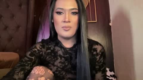 Snapshot of fallon_empress chatting on June 22, 8:17 pm callmecindy online show from June 22, 8:17 pm