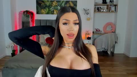 Jennifer online show from January 15, 12:04 am