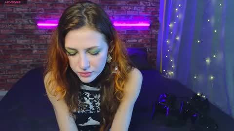 fancymeee online show from February 8, 11:02 am