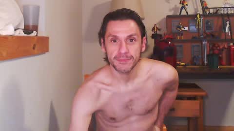 Snapshot of fanfriction chatting on December 21, 8:28 am Fan Friction online show from December 21, 8:28 am