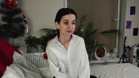 Snapshot of fannyharber chatting on December 27, 7:08 am Mia online show from December 27, 7:08 am