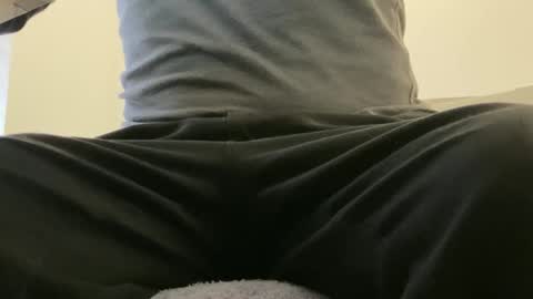 Snapshot of fantacyland chatting on December 13, 12:28 pm Alex online show from December 13, 12:28 pm