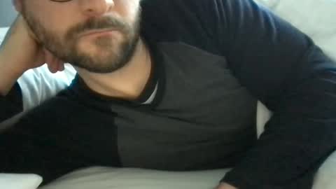 Snapshot of fantacyland chatting on January 10, 11:43 am Alex online show from January 10, 11:43 am