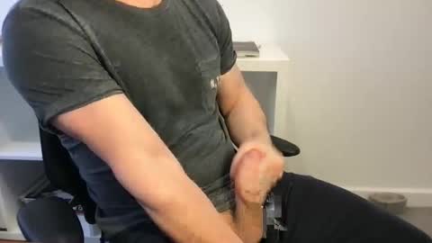 Snapshot of fantacyland chatting on February 26, 1:08 pm Alex online show from February 26, 1:08 pm