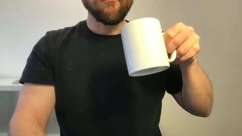 Snapshot of fantacyland chatting on March 3, 2:04 pm Alex online show from March 3, 2:04 pm