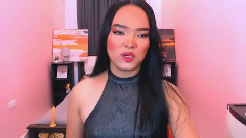 ITYS ME MONA online show from April 5, 9:39 am