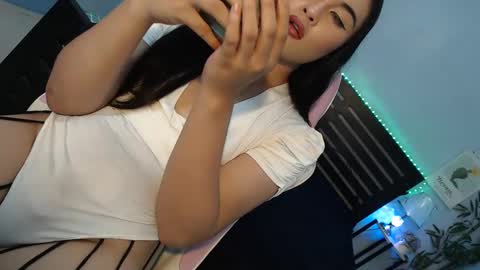 DANIELLA - DONT FORGET TO GIVE ME A THUMBSU UP online show from February 25, 2:22 pm