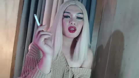 DANIELLA - DONT FORGET TO GIVE ME A THUMBSU UP online show from April 29, 11:03 am