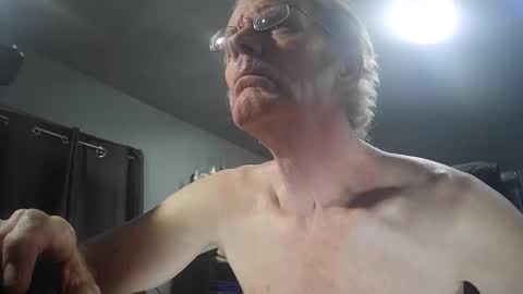 fantasyresort online show from February 13, 4:08 am