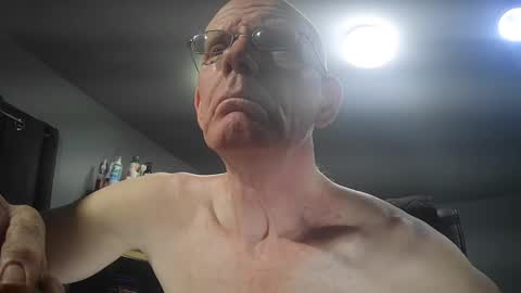 fantasyresort online show from February 22, 4:13 am