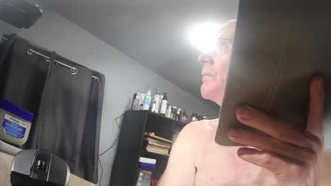 fantasyresort online show from April 5, 3:26 am