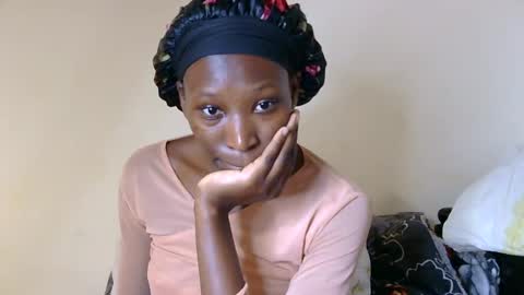pretty slim online show from June 26, 6:07 am
