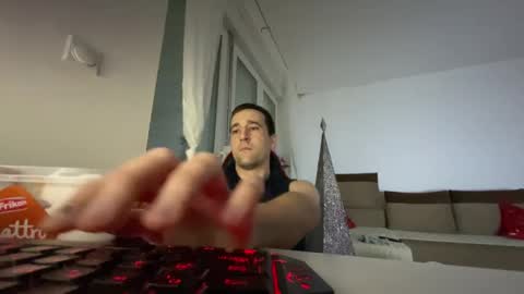 fantomns online show from December 4, 3:59 am