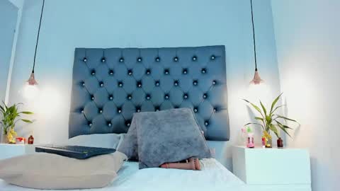 fany_lopez online show from May 26, 7:32 pm