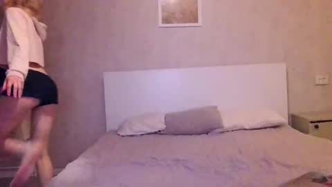 Kira online show from December 3, 11:02 pm