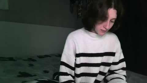 Kira online show from May 2, 12:37 am