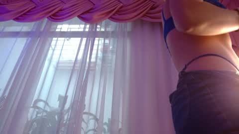 Farah online show from January 16, 3:13 pm