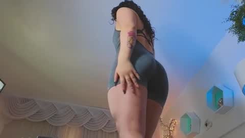 Farah online show from November 21, 12:04 pm