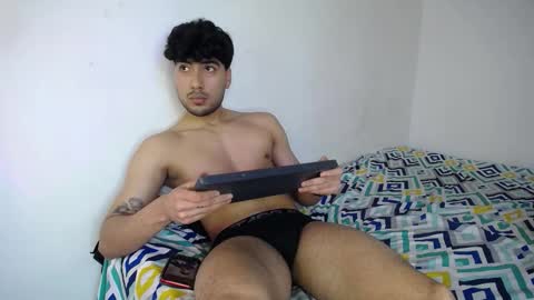 farid_24 online show from January 17, 10:13 pm