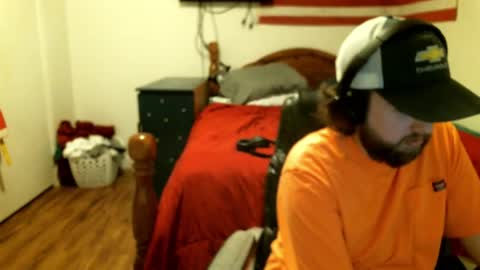 farmboy2398 online show from April 4, 12:42 am