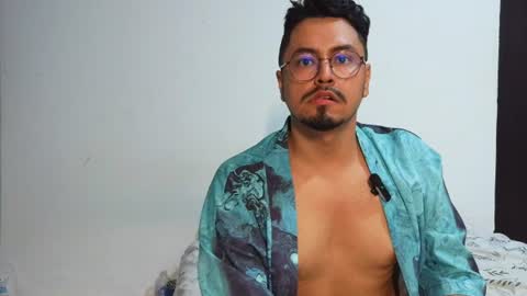 faryzuir online show from June 22, 3:36 am