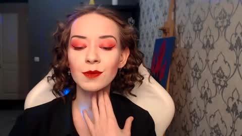 Fascinating   Eyes online show from June 16, 10:01 pm