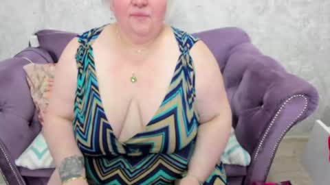 fashiona online show from January 19, 8:50 am