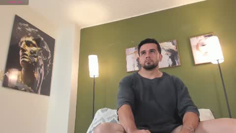 M A T  T E O online show from July 25, 8:28 pm