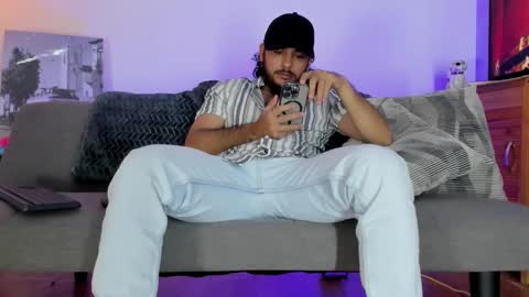 favid95 online show from October 12, 5:45 pm