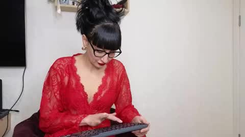 favorite_angel online show from February 18, 8:16 pm