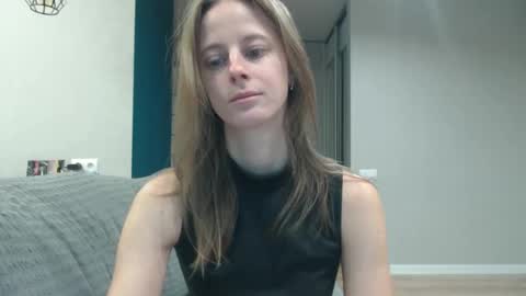 favoriteyour online show from November 6, 4:35 am