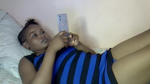 love online show from February 13, 9:05 am