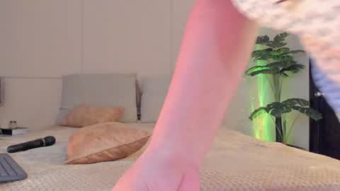 Snapshot of fay_miller2 chatting on September 25, 1:09 am welcome to my world  online show from September 25, 1:09 am