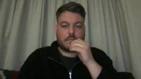 fayaa123 online show from April 8, 8:31 pm