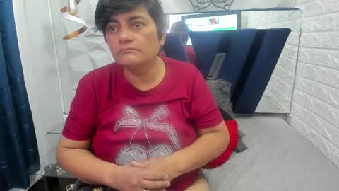 Snapshot of fayruz_milf chatting on March 16, 1:26 pm fayruz_milf online show from March 16, 1:26 pm